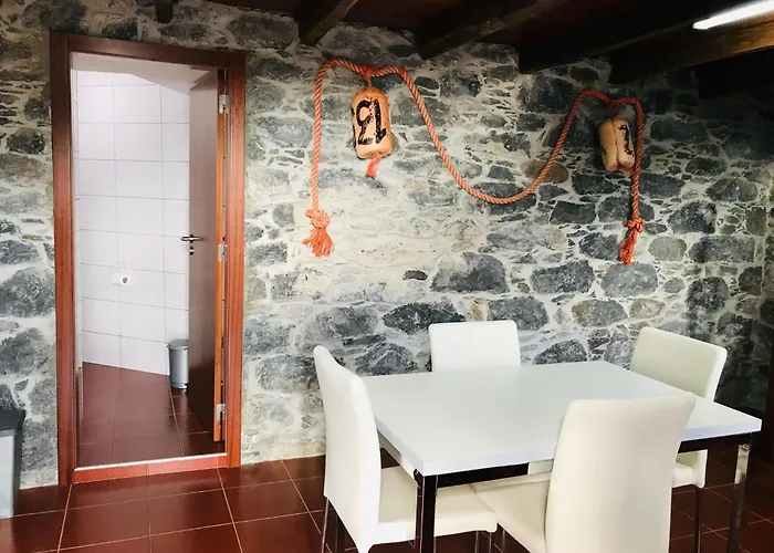 Semesterbostad Casa Lugar Da Ribeira Mit Dachterrasse By Interhome Campanário