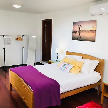 度假居 Casa Lugar Da Ribeira Mit Dachterrasse By Interhome