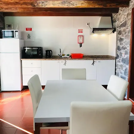 Casa Lugar Da Ribeira Mit Dachterrasse By Interhome * Campanario